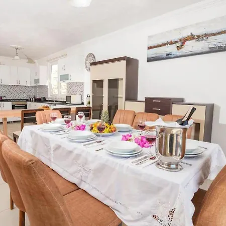 Seaview With Jacuzzi For 8 People In Antalya, Kas - Awz 128 Βίλα *